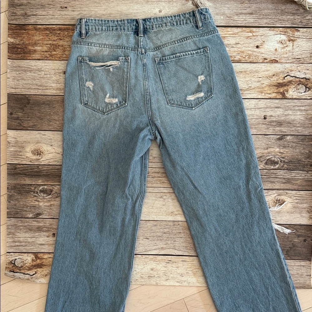 Vervet Distressed Blue Jeans - Picture 2 of 3